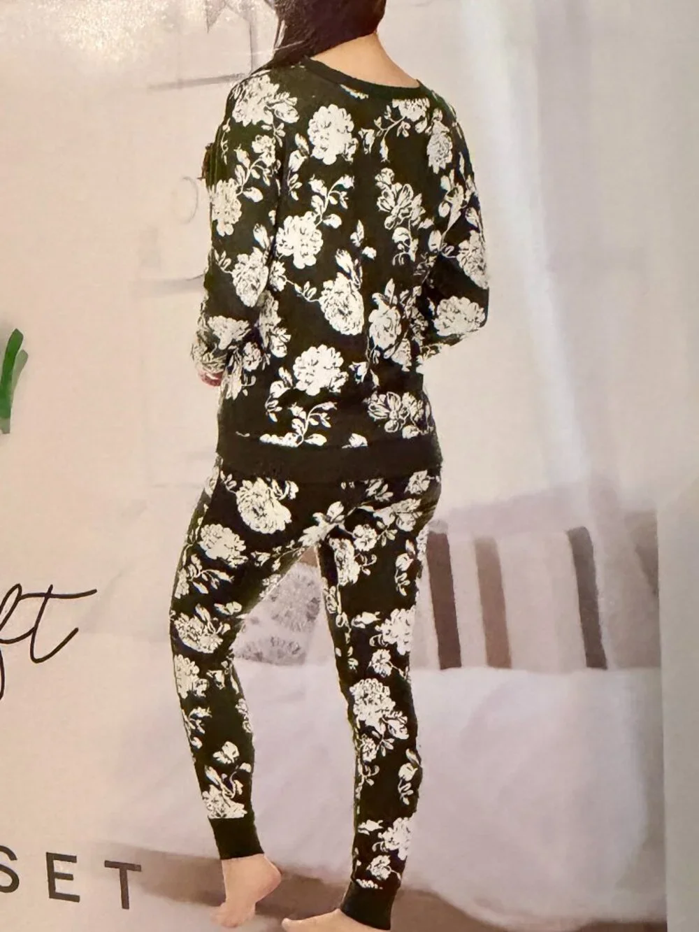 Honeydew Women's 2 Piece Pajama Lounge Set Size S Green Floral Super Soft Cozy